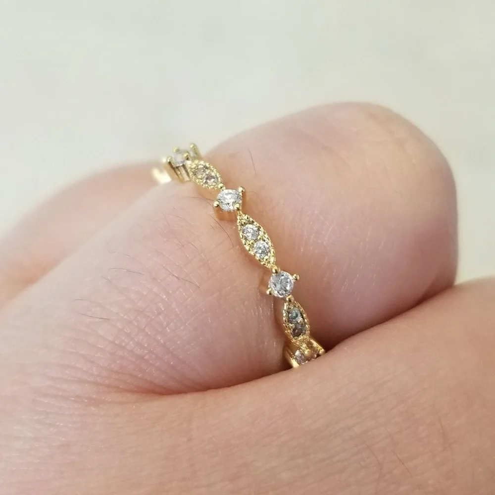 18k Stack Band - Picture 9 of 9